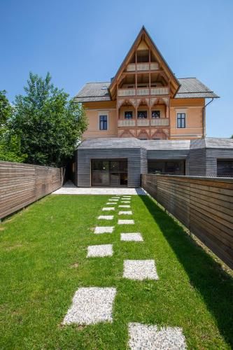 Outdoor Pictures 23