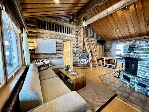 Villa Saarua by the Slopes - ski in, Family Park, hike trails - Lapland Villas