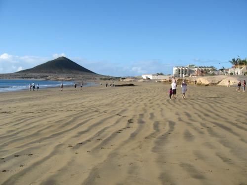 LAS DUNAS 9, beautiful beach front boutique villa with ocean view, pool and WiFi