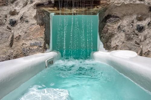 Dandy Cave Villa - Private - Pool - Waterfall - Hidden Gem