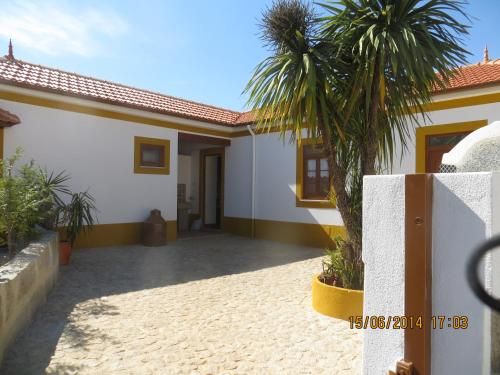 Casa da Avó 1km from the sea