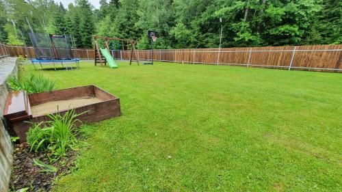 Outdoor Pictures 12