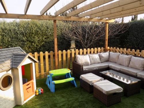 Outdoor Pictures 24