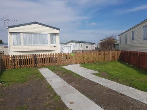 184 Unity Resort Brean