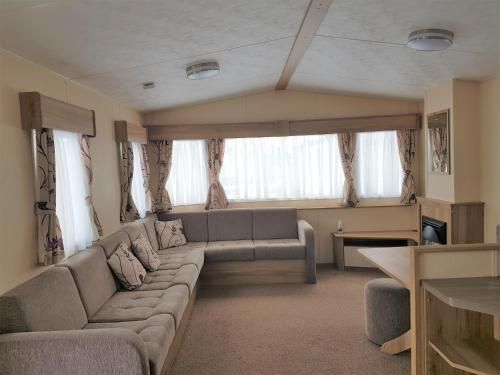 184 Unity Resort Brean