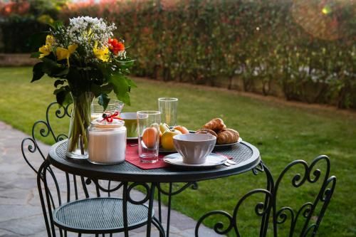 Outdoor Pictures 24