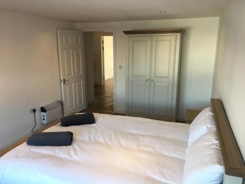 joe kelly buildings flat four sleeps 2