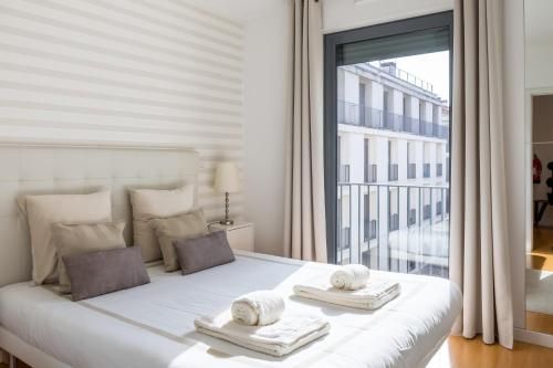 Stylist and new Apartment with parking in the Heart of Lisbon