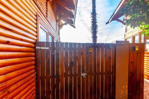 Outdoor Pictures 21