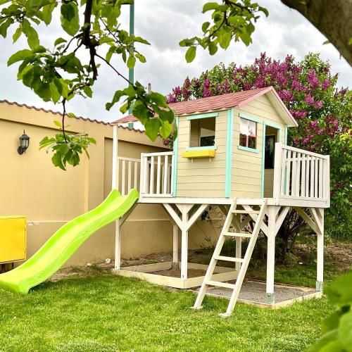 Outdoor Pictures 3