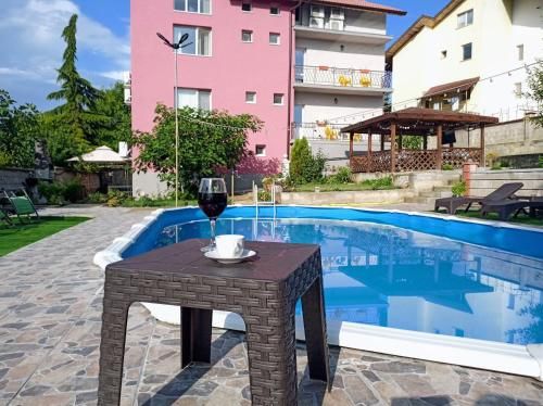 Guest House 51