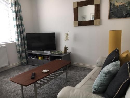 Stunning, Newly Renovated, Townhouse in Central Dawlish