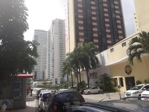 Flat Athenas América ao lado do Salvador Shopping