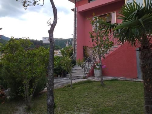Outdoor Pictures 1