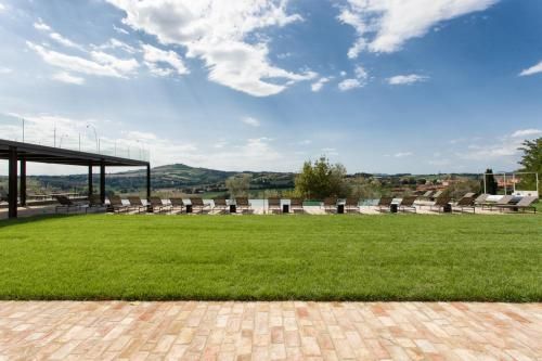 Outdoor Pictures 24