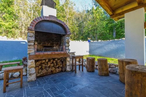 Outdoor Pictures 24