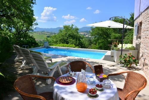 villa la chiesetta with private salt pool