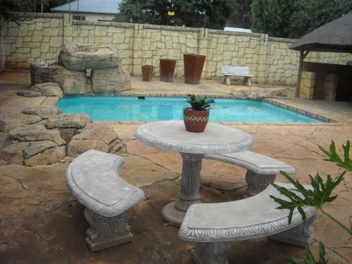 Outdoor Pictures 1