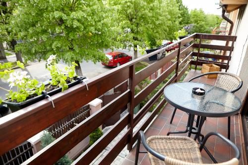 Outdoor Pictures 22