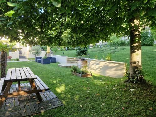 Outdoor Pictures 12