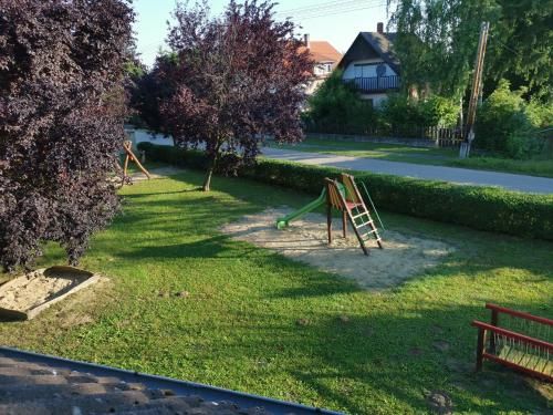 Outdoor Pictures 19
