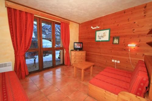 Le Barlèt23 pers Hameau des Chazals Nevache Hautes Alpes