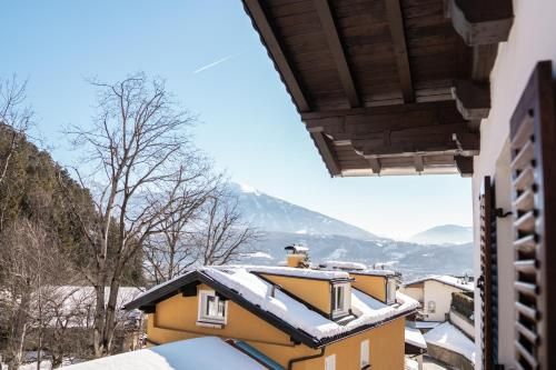 Outdoor Pictures 24