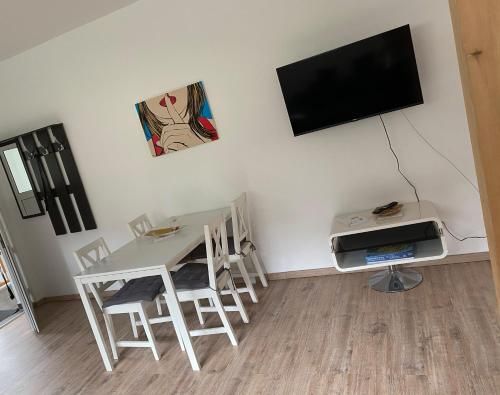 Apartment 4