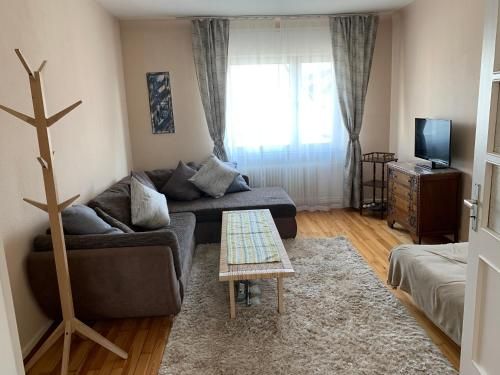 Moderne Ferienwohnung mit Balkon im schönen Saarland