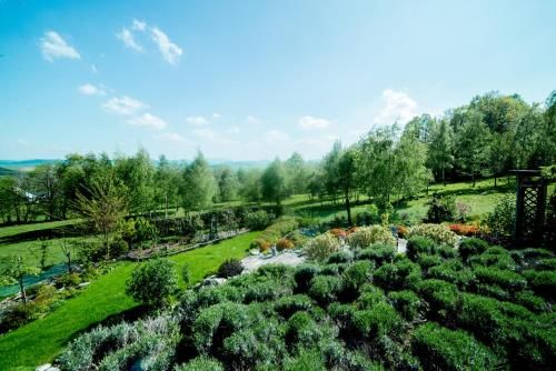 Outdoor Pictures 24