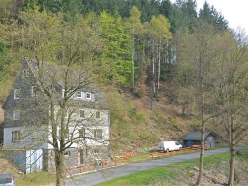 Lovely group house near Winterberg with private sauna garden and terrace