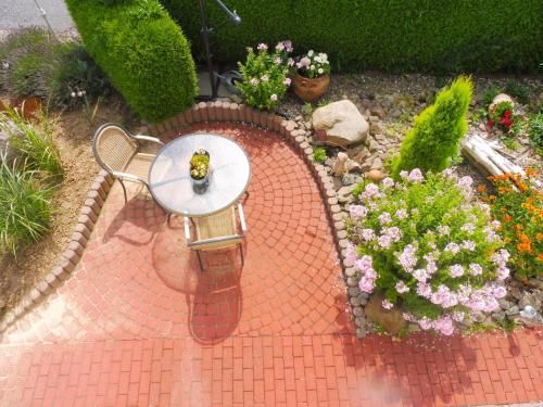 Outdoor Pictures 1