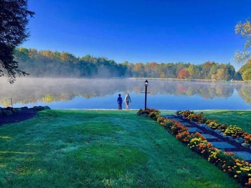 Mt. Maplewood Lake House