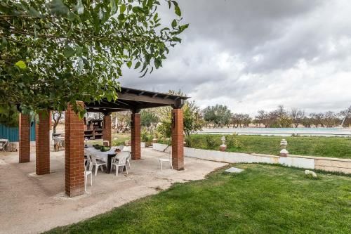 Outdoor Pictures 21