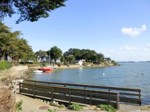 Holiday Home La Pointe de Kerners - RHU356