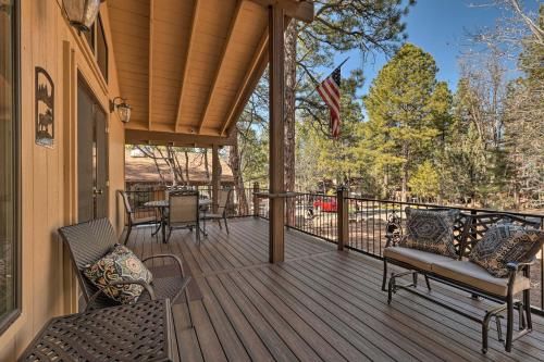 Mountain Getaway with BBQ - 5 Mins to Hike and Golf!