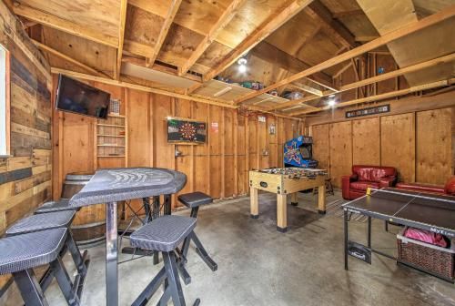 Cozy Big Bear Home with Yard, Deck and Playroom and Arcade