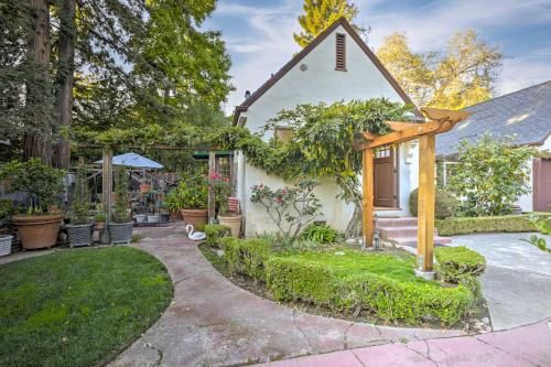 Updated Menlo Park English Tudor Garden Cottage!