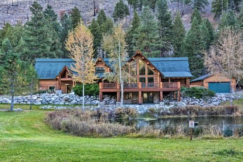 Custom Bitterroot Valley Cabin with On-Site Pond