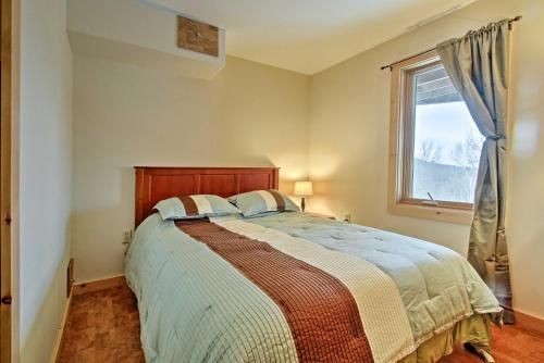 Gilford Family Home - 5 Min to Lake Winnipesaukee!