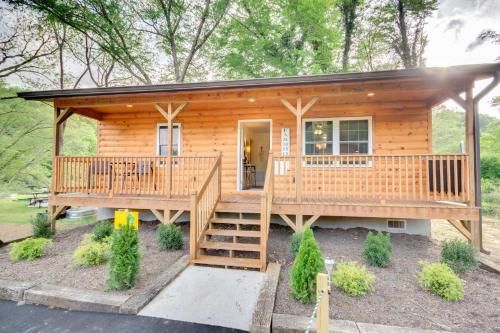 Cabin on Tuckasegee River-Mins to Bryson City
