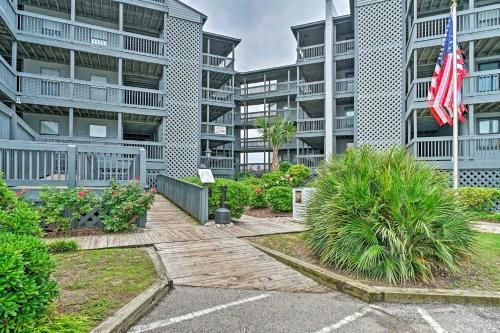 N Topsail Beach Oceanfront Condo with Pool!