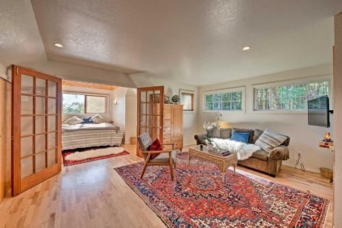Port Townsend Cottage Mins from Wineries and Golf