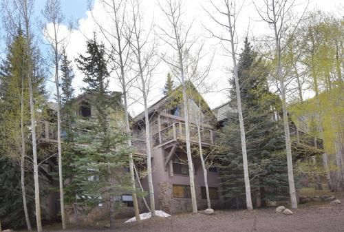 Three-Bedroom Townhouse