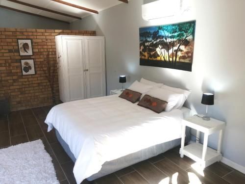 Thatchers Guest Rooms