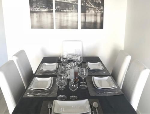 Beautiful 3 bedroom flat 8-9 persons