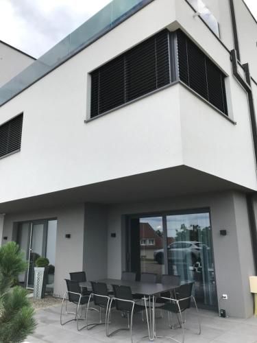 TheGuthPlace