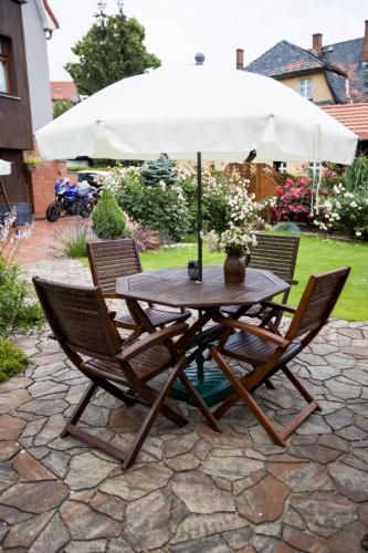 Outdoor Pictures 3