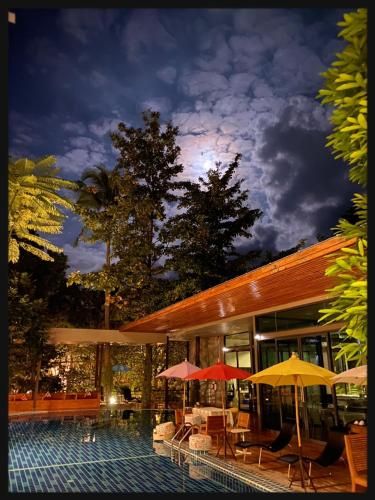 Outdoor Pictures 15