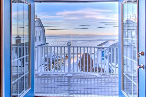 Sebago Lake Haven with Deck and Waterfront View